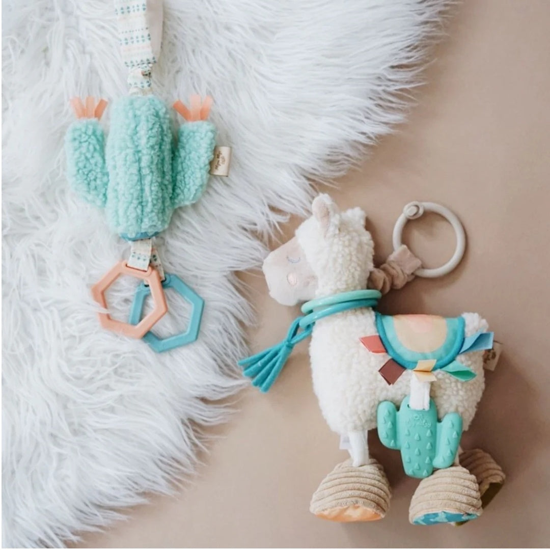 Itzy Ritzy Link & Love Teething Activity Toy - Lhama