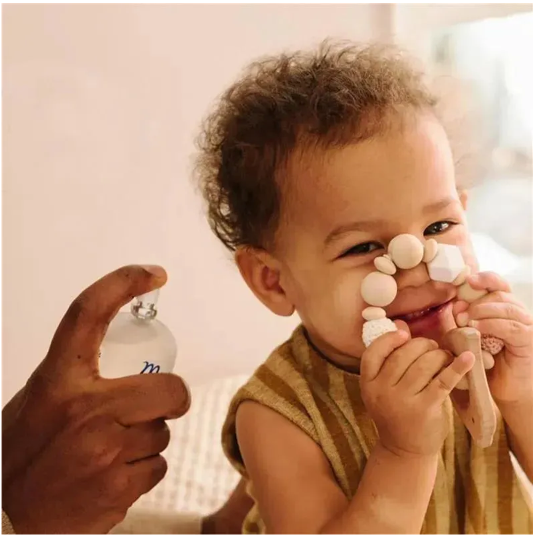 Mustela - Perfume à base de plantas e spray de colônia Musti Baby
