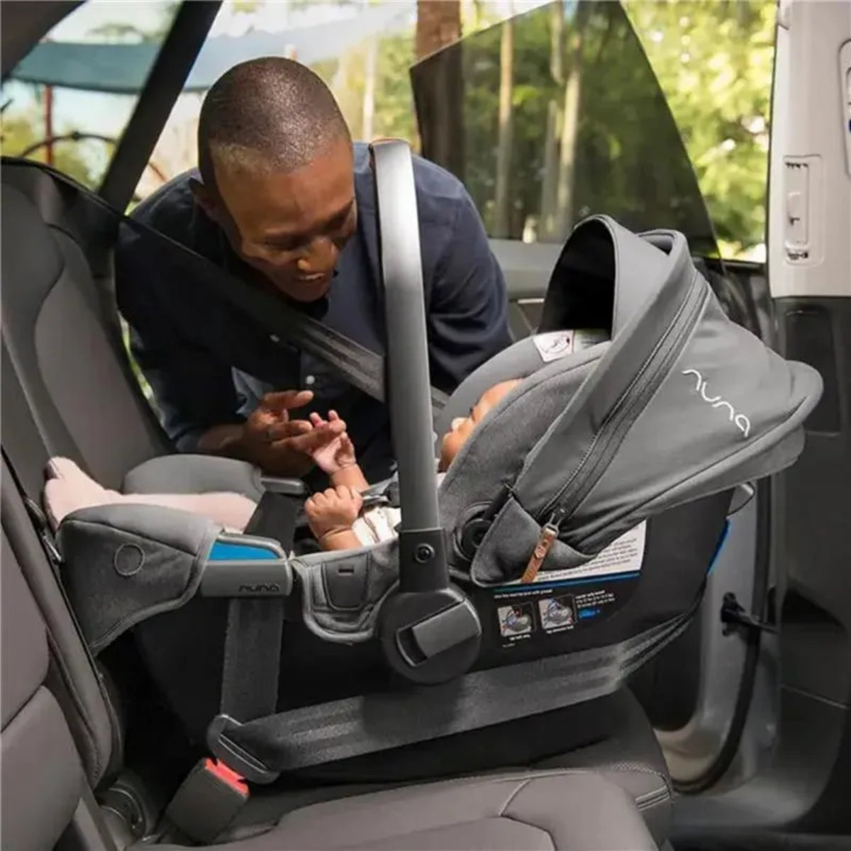 Bebê Conforto Nuna Pipa Aire RX + Base RELX Cedar