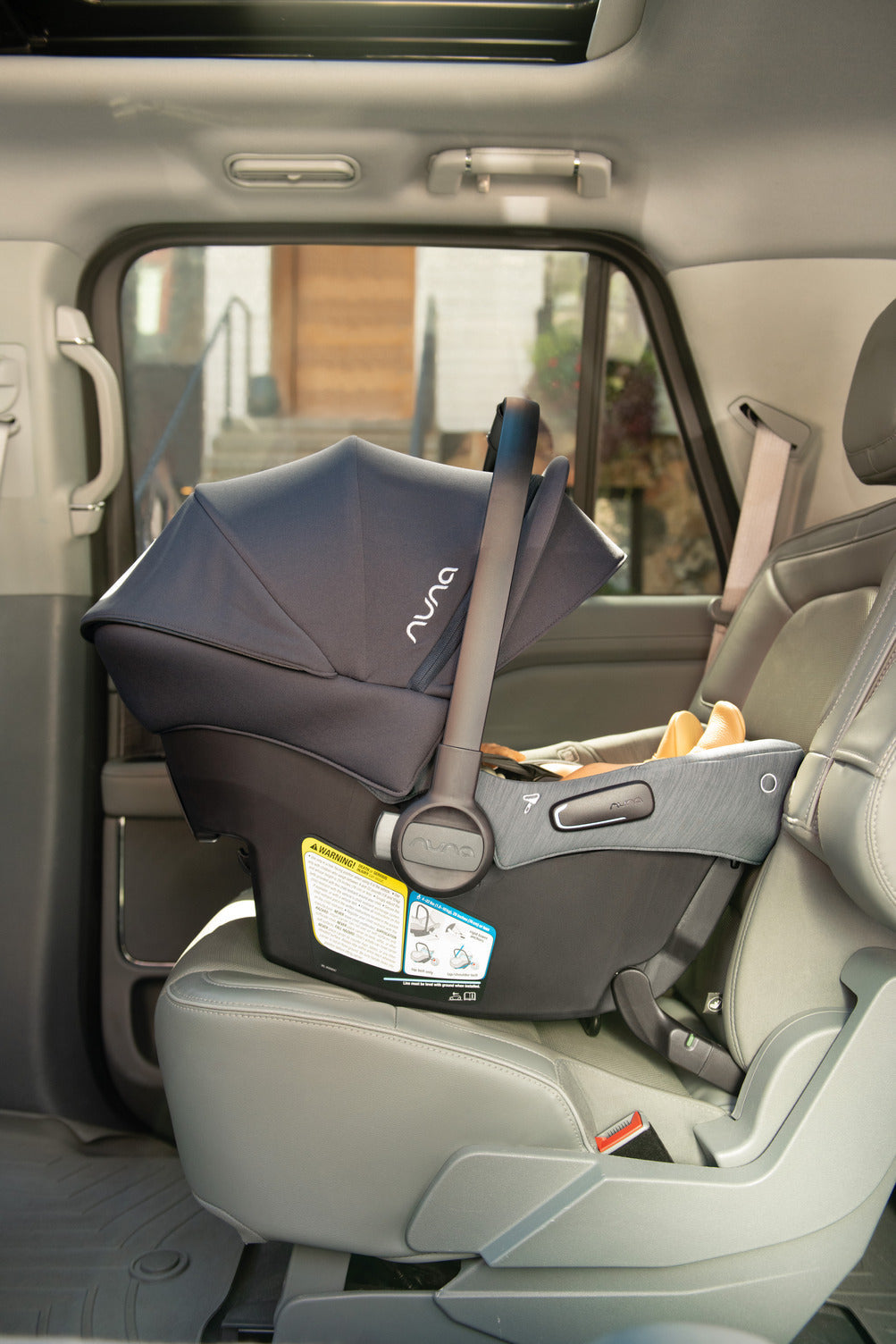 Carrinho de Bebê Travel Sistem Nuna Triv Next + Pipa Urbn Caviar
