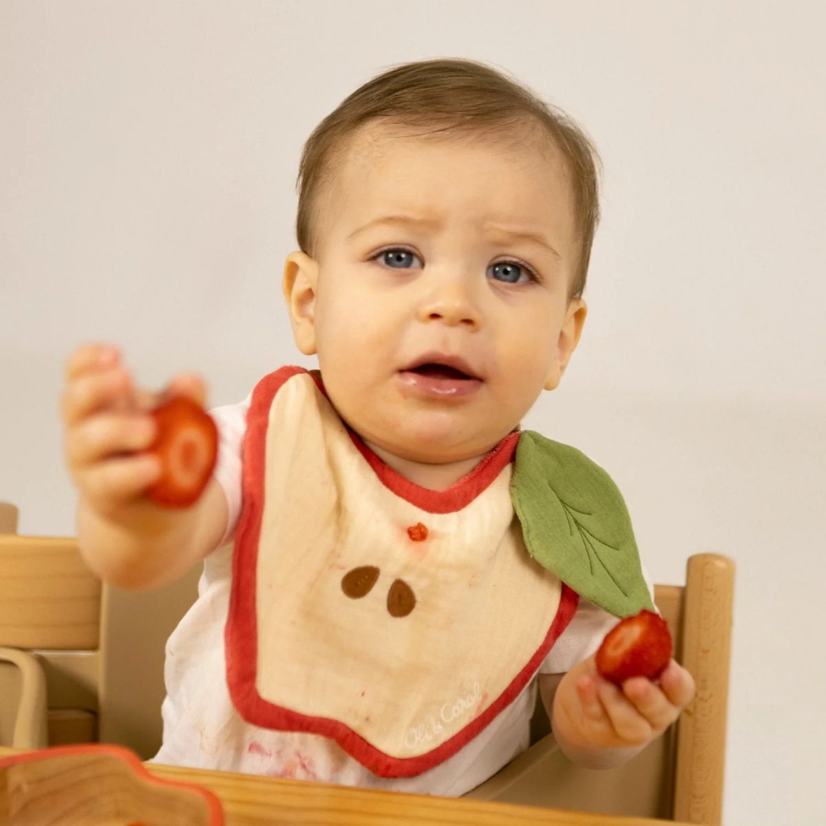 Babador Infantil Oli & Carol Maça Pepa