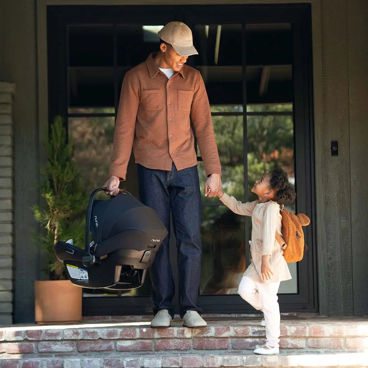 Bebê Conforto Nuna Pipa Aire + Pipa Series Base Caviar
