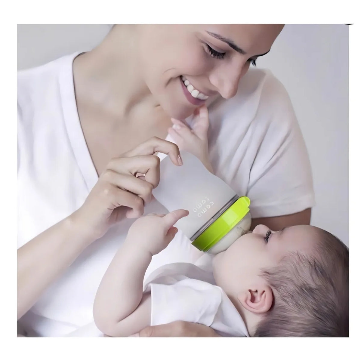 Mamadeira Comotomo Verde 150ML