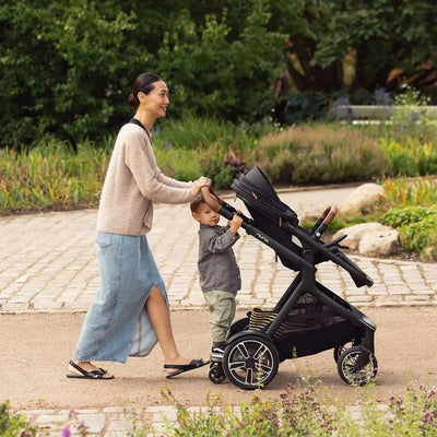 Carrinho de Bebê Travel Sistem Nuna Demi Next + Pipa Urbn Caviar
