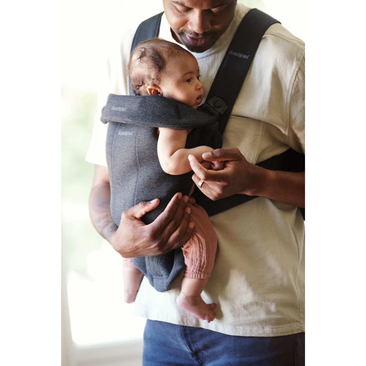 Canguru BabyBjörn Mini 3D Jersey Charcoal Gray