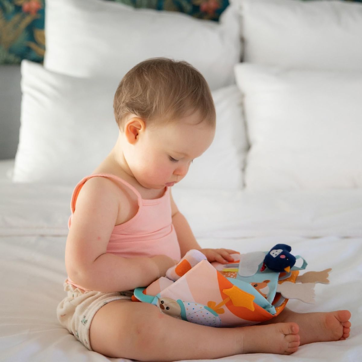 Livro Sensorial Para Bebê Girafa Sophie Discovery