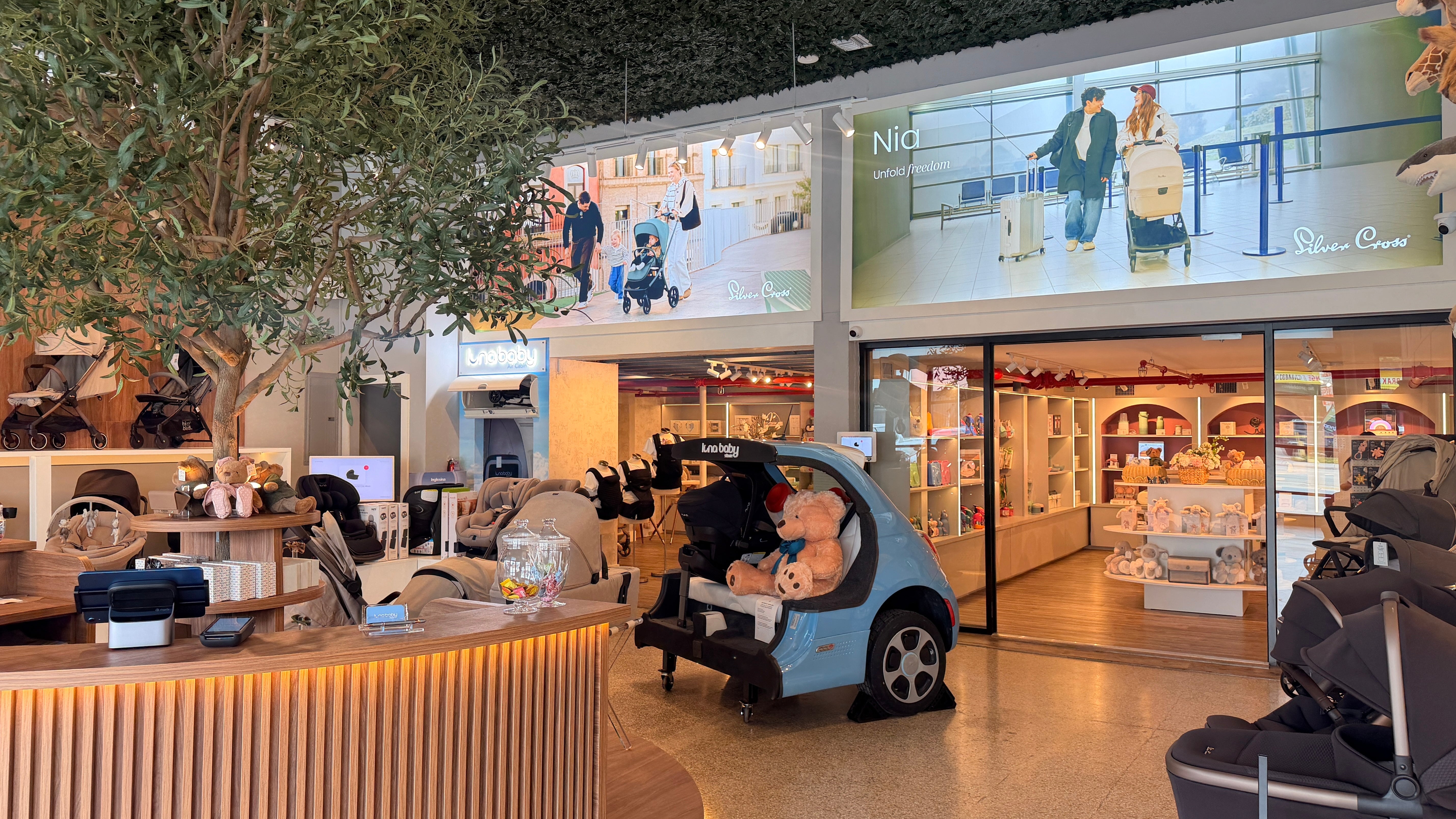 Where to Test Strollers in Miami: The 2026 Guide