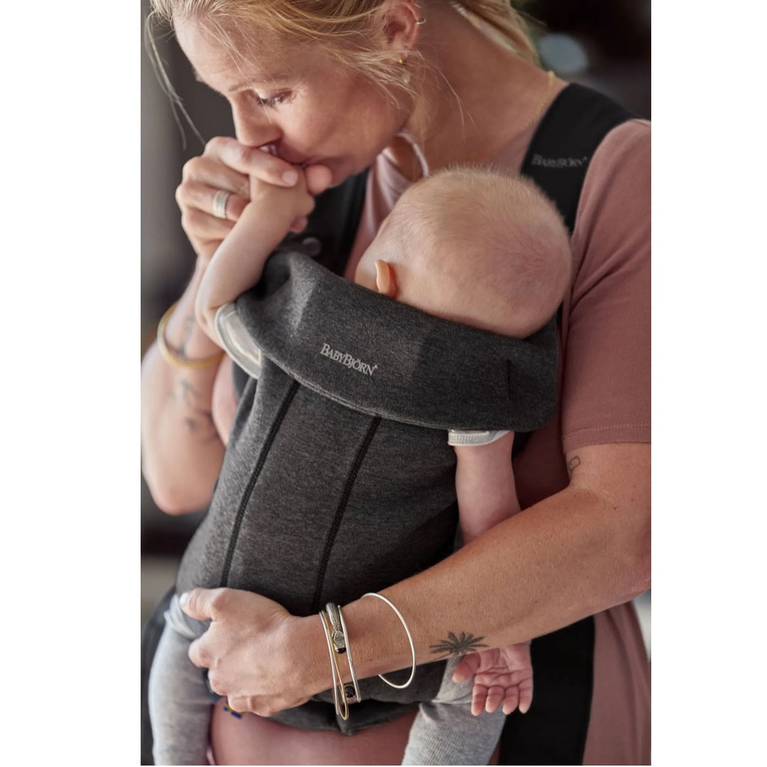 BabyBjörn Baby Carrier Mini 3D Jersey - Charcoal