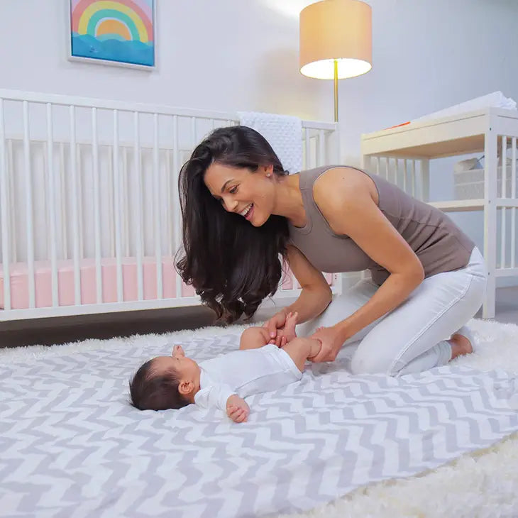 Comfy Cubs Baby Muslin Swaddle Blankets 4 Pack Grey - Luna Baby Store Miami