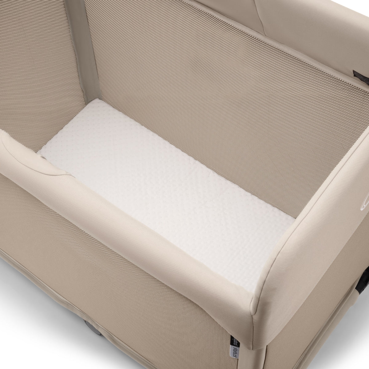 Berço Portátil Dobrável Bugaboo Desert Taupe on Luna Baby Store Miami