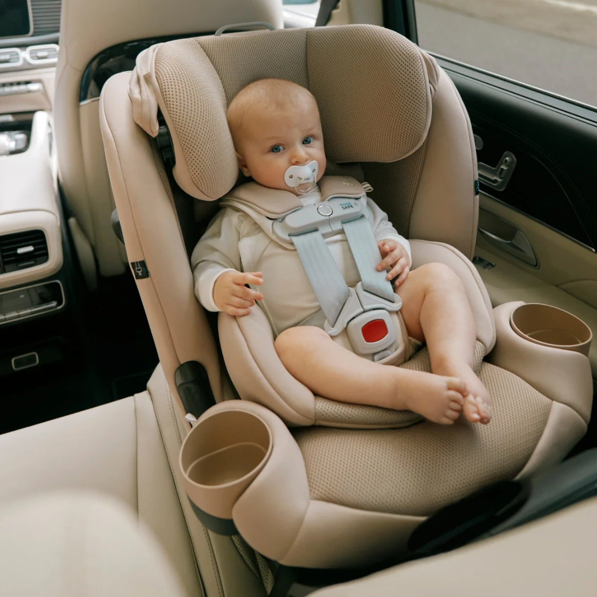 CYBEX Callisto G 360° Rotating All-in-One Convertible Car Seat - Chocolate Brown on Luna Baby Store Miami