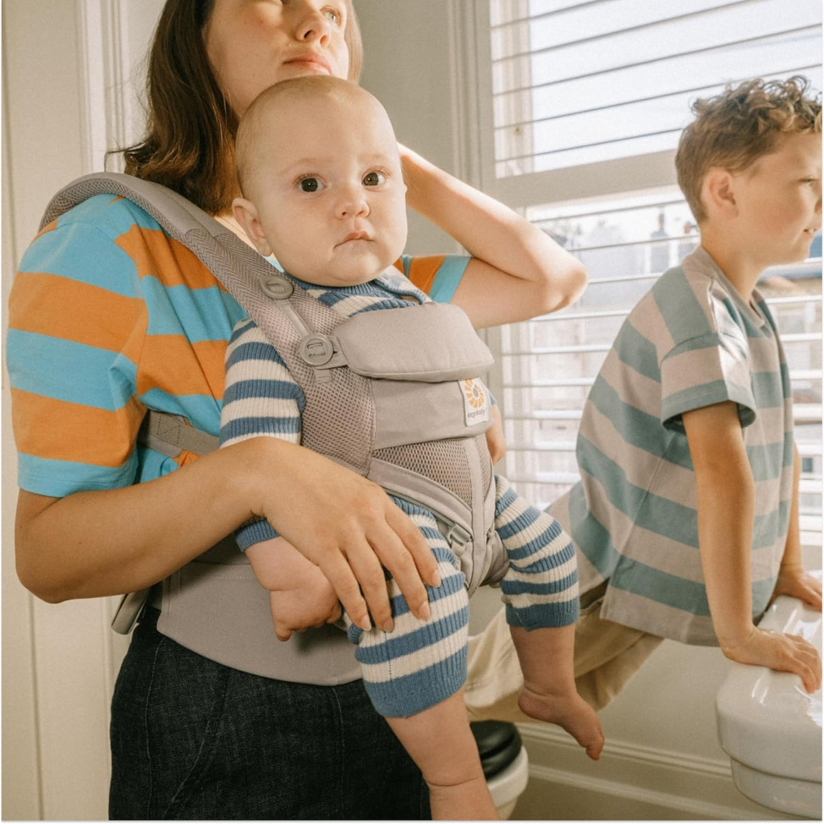Ergobaby Omni Classic Mesh Baby Carrier - Pearl Grey on Luna Baby Store Miami