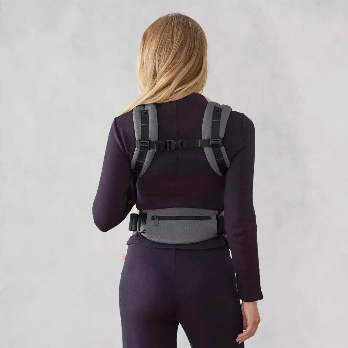 Ergobaby Omni Deluxe Mesh Baby Carrier - Graphite Grey