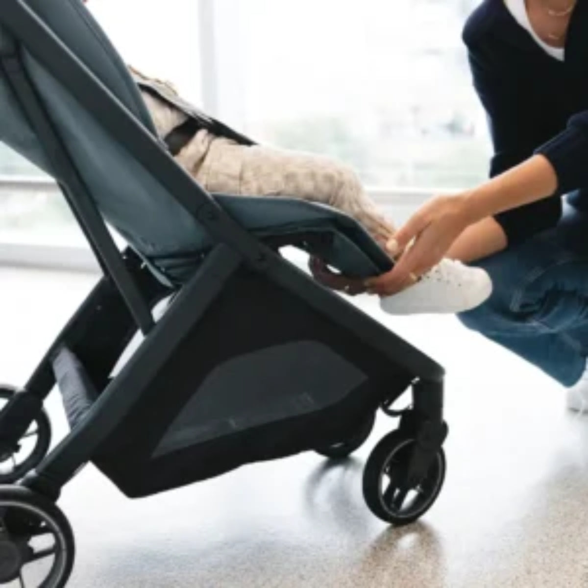 Carrinho De Bebê Uppababy Minu V3 Carbon Frame Greyson on Luna Baby Store Miami