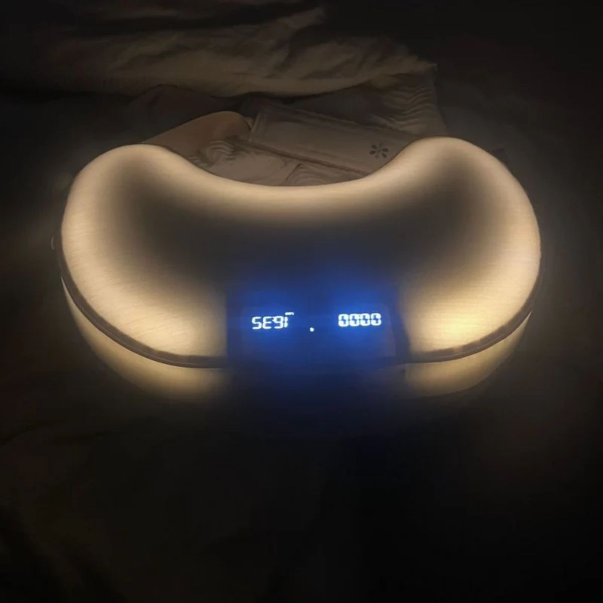 Comia Halo Smart Nursing Pillow on Luna Baby Store Miami