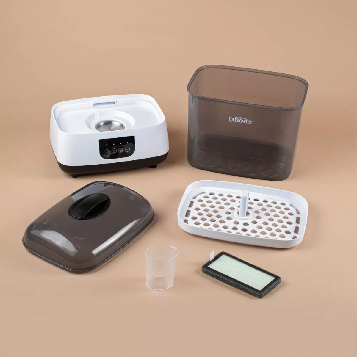 Esterilizador e secador multifuncional Dr. Brown para mamadeiras e itens essenciais para recém-nascidos on Luna Baby Store Miami