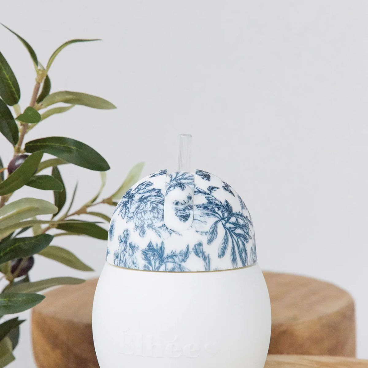 Copo Com Canudo Élhée Tartine et Chocolat Toile de Jouy Blue 240ml - 9M+ on Luna Baby Store Miami