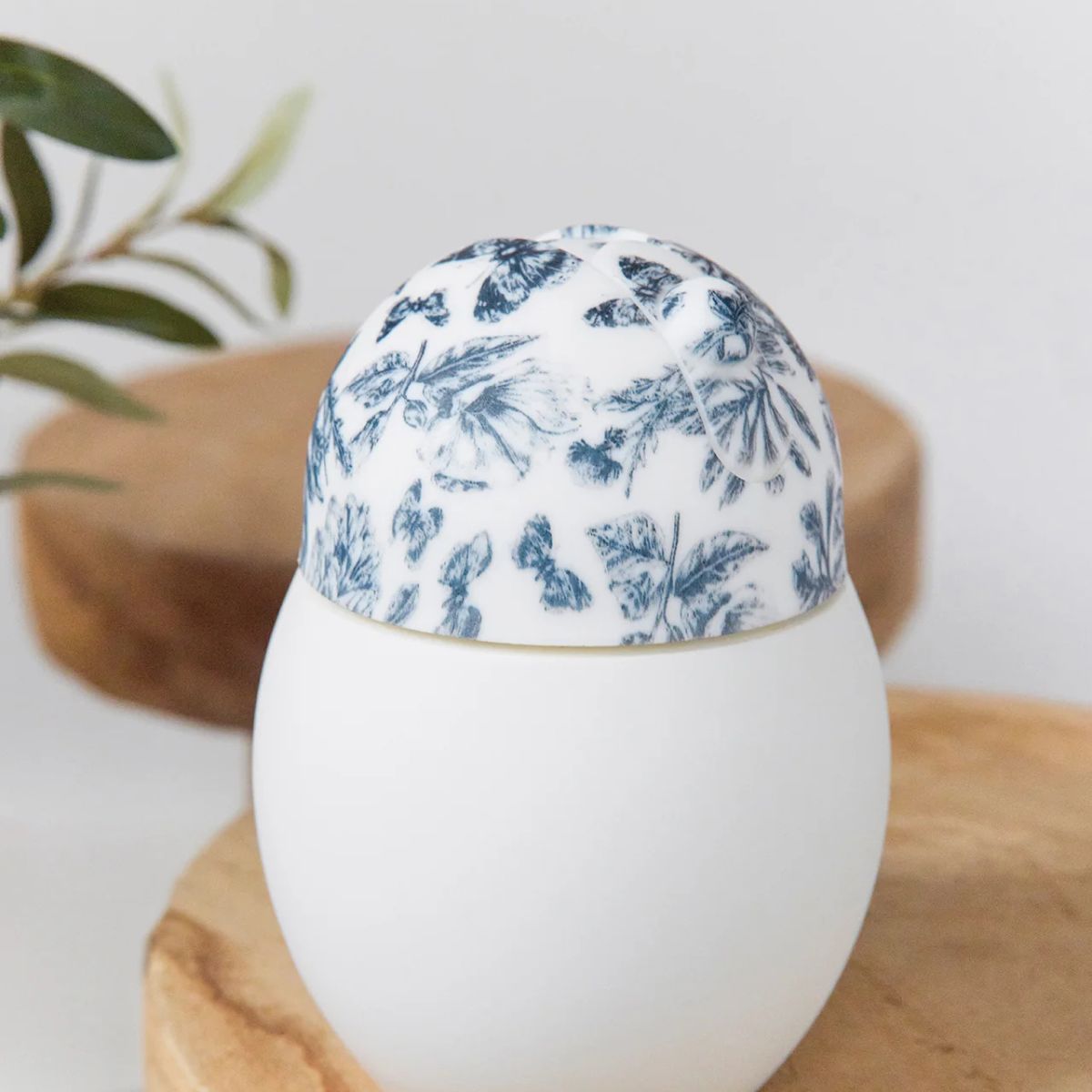 Copo Com Canudo Élhée Tartine et Chocolat Toile de Jouy Blue 240ml - 9M+ on Luna Baby Store Miami