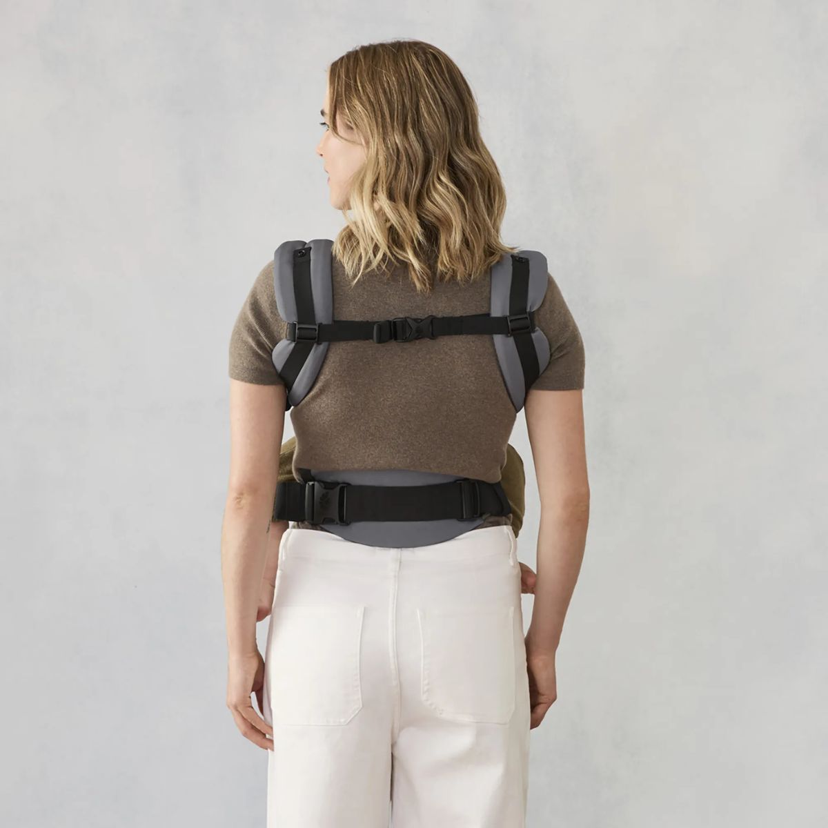 Canguru Ergobaby Omni Classic Charcoal Grey on Luna Baby Store Miami