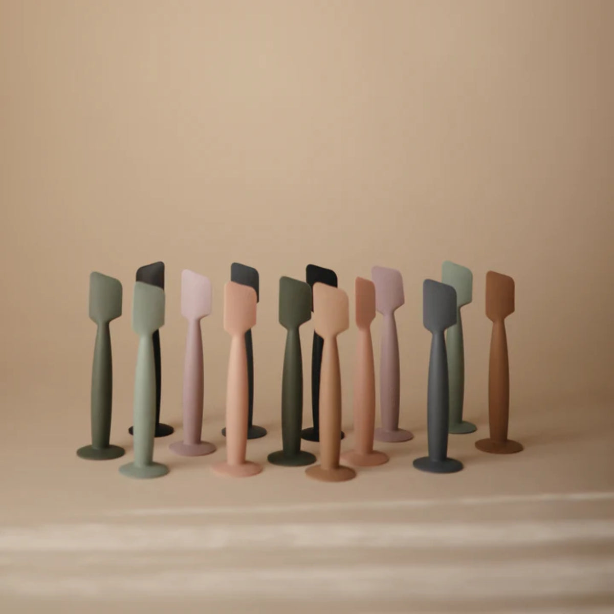 Espátula Para Aplicar Creme em Fralda Mushie Soft Lilac