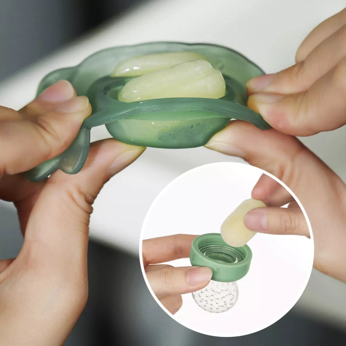 Alimentador Infantil de Silicone + Bandeja Haakaa Freeze-N-Feed Mini Blush