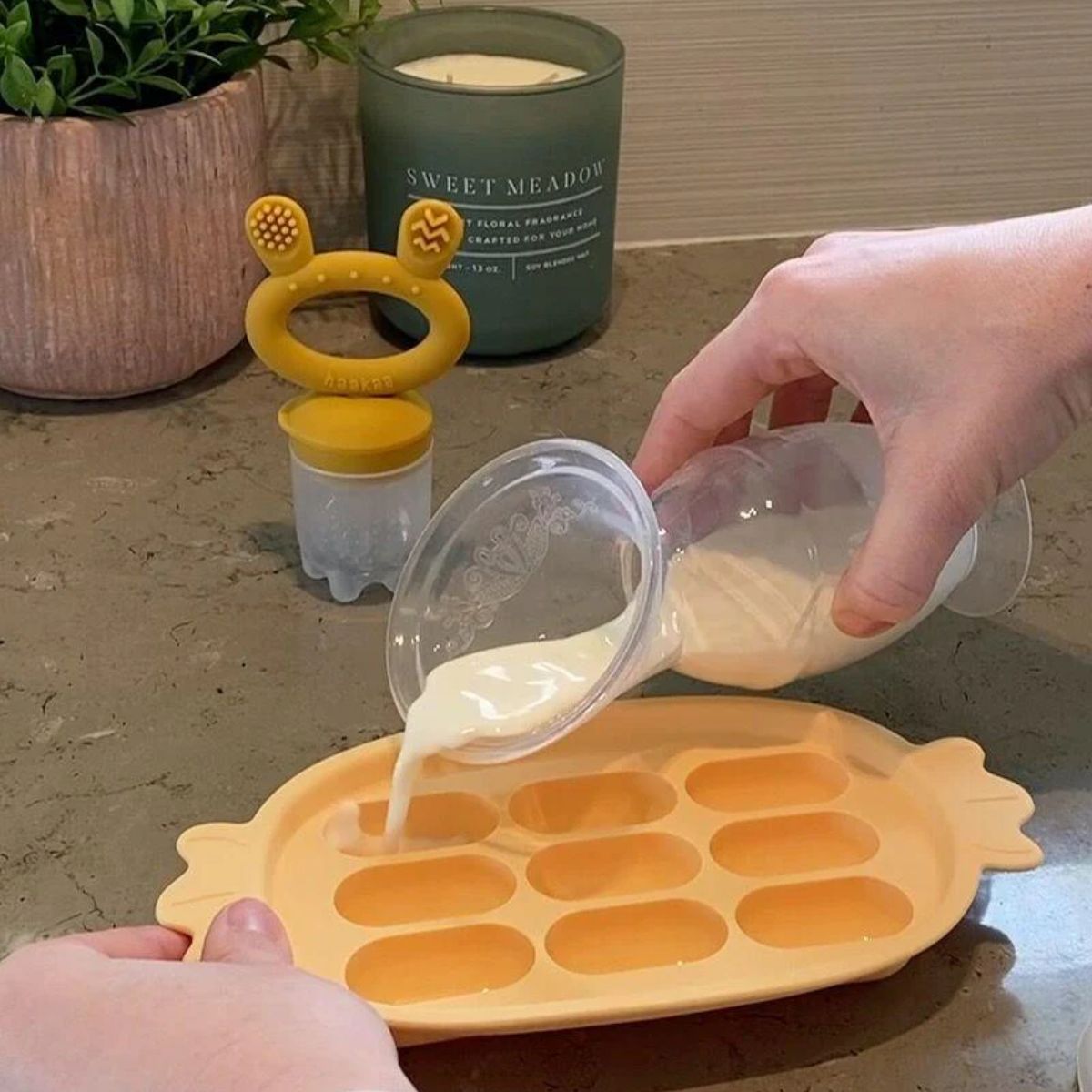 Bandeja de Silicone Para Congelar Alimento Infantil Haakaa Verde