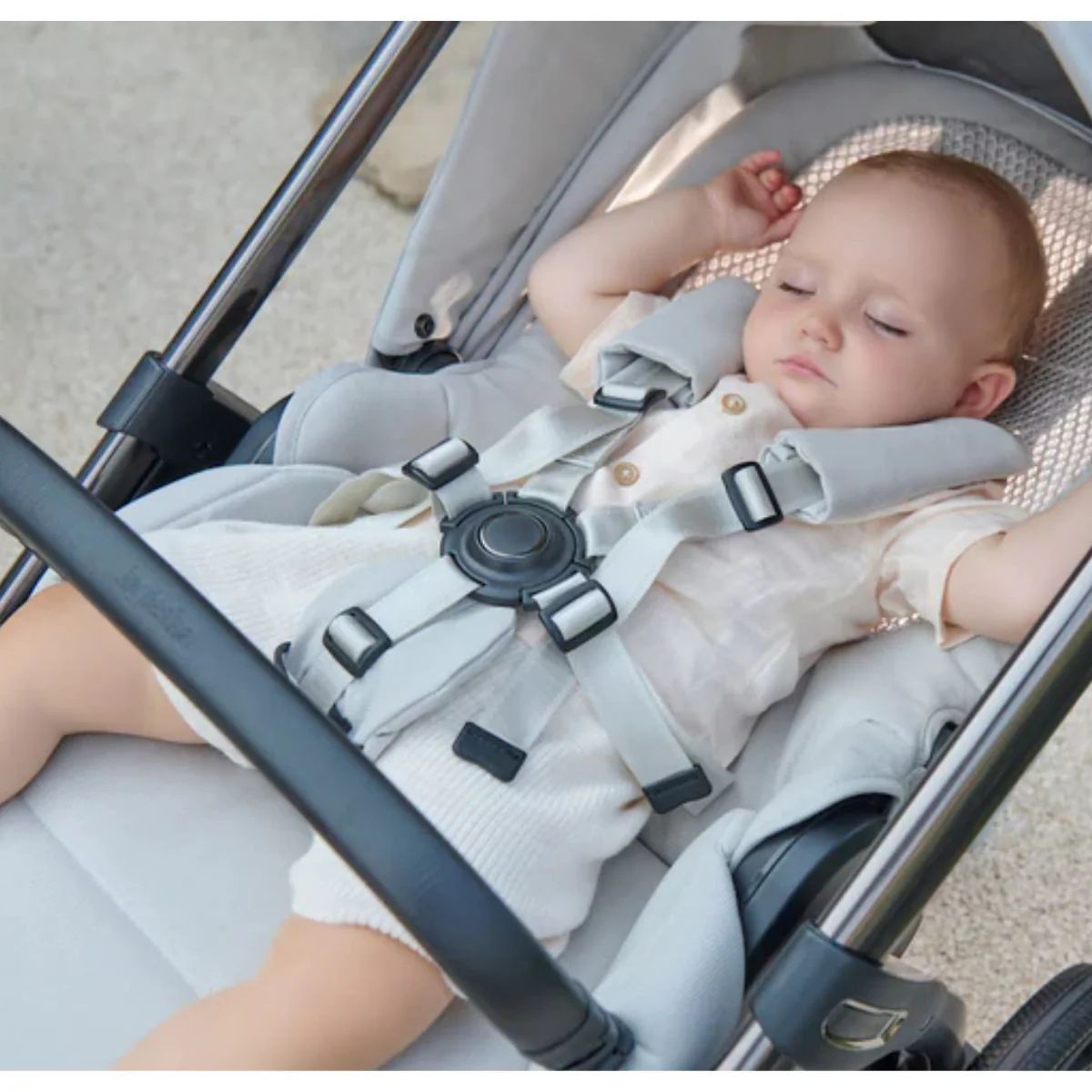 Inglesina Aptica Stroller & Bassinet + Stand - Pashmina Beige