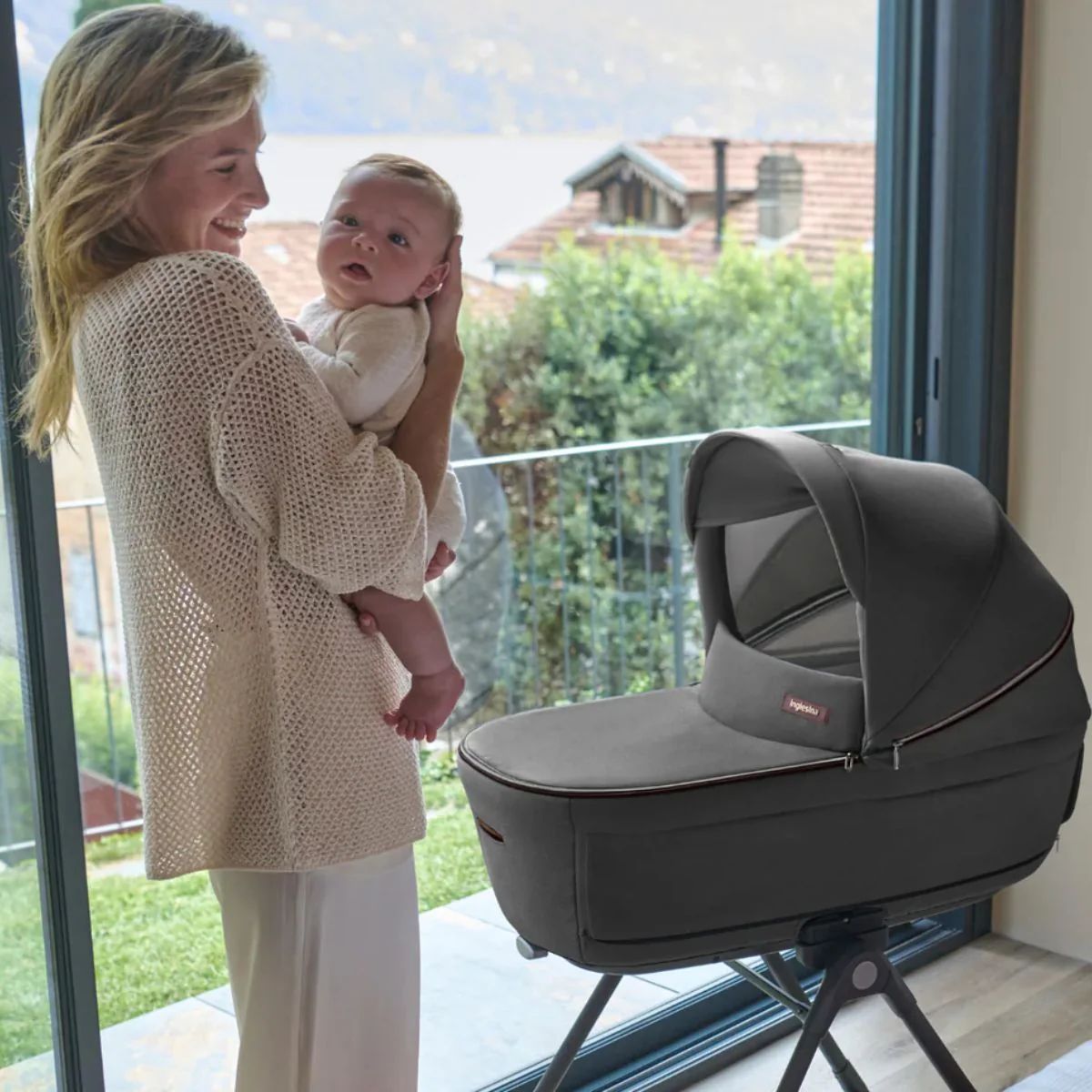 Inglesina Aptica Stroller & Bassinet + Stand - Pashmina Beige