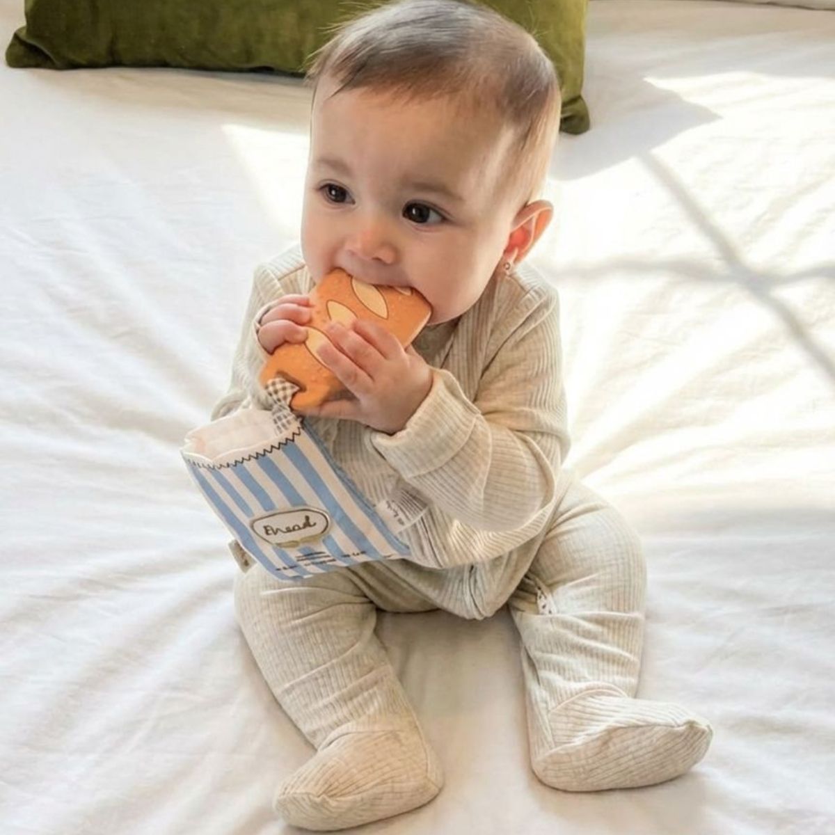 Itzy Ritzy Teensy Crinkle Teether on Luna Baby Store Miami