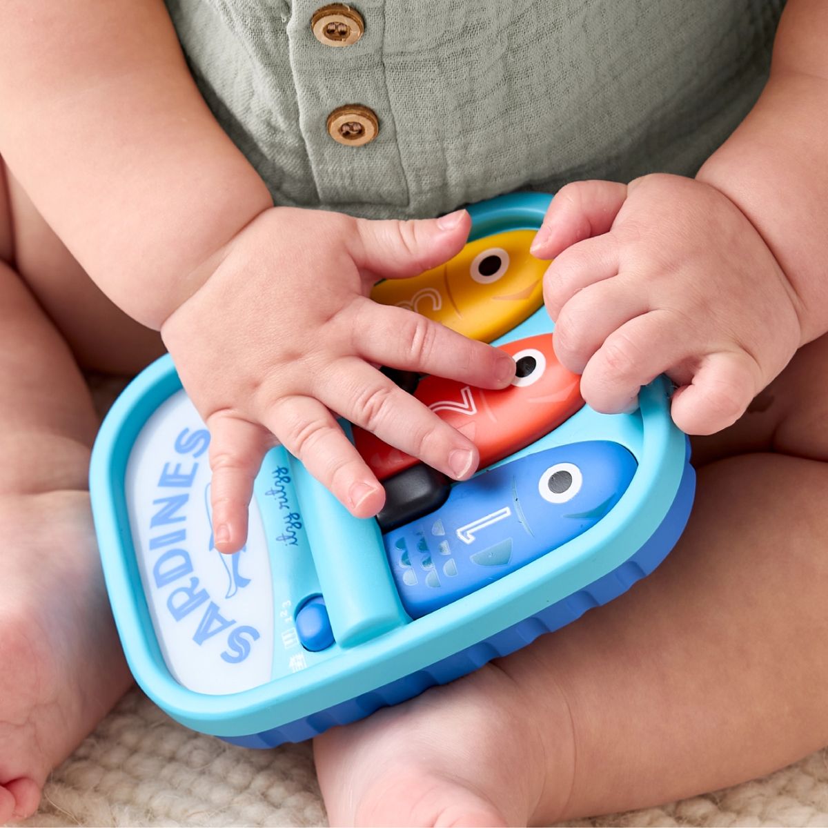 Itzy Ritzy Bitzy Tunes Sardines Baby Piano Toy