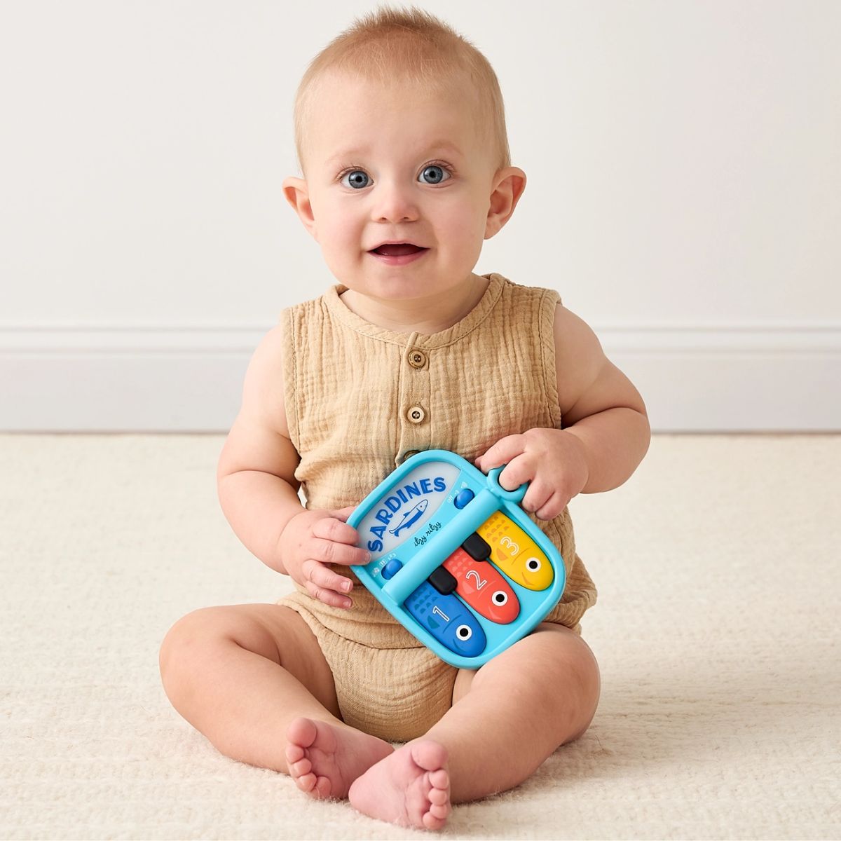 Itzy Ritzy Bitzy Tunes Sardines Baby Piano Toy on Luna Baby Store Miami