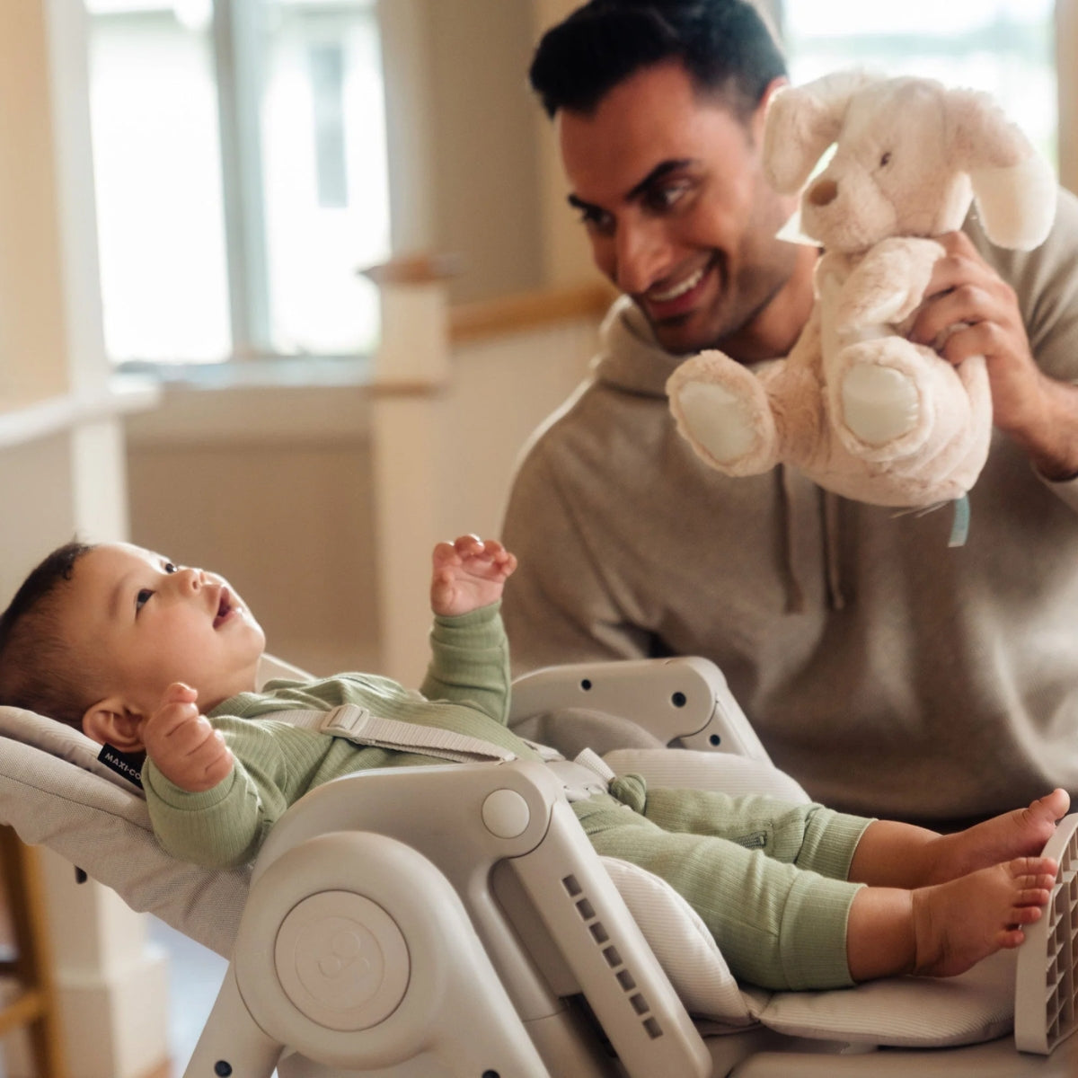 Maxi-Cosi Minla 6-In-1 High Chair - Classic Truffle