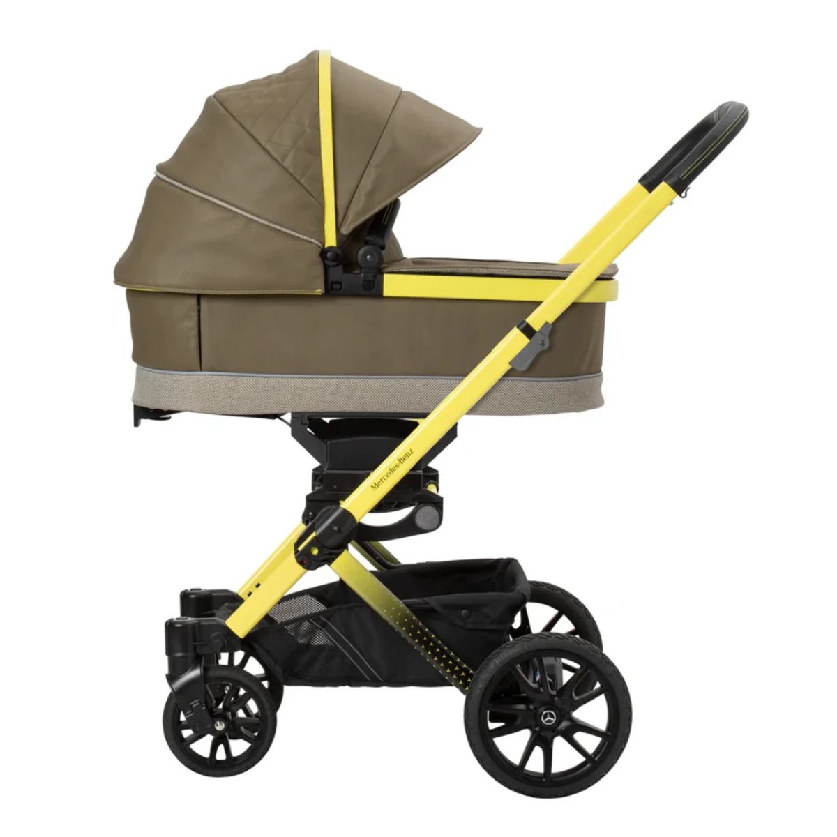 Carrinho De Bebê Mercedes-Benz Avantgarde GTX Yellow

 on Luna Baby Store Miami