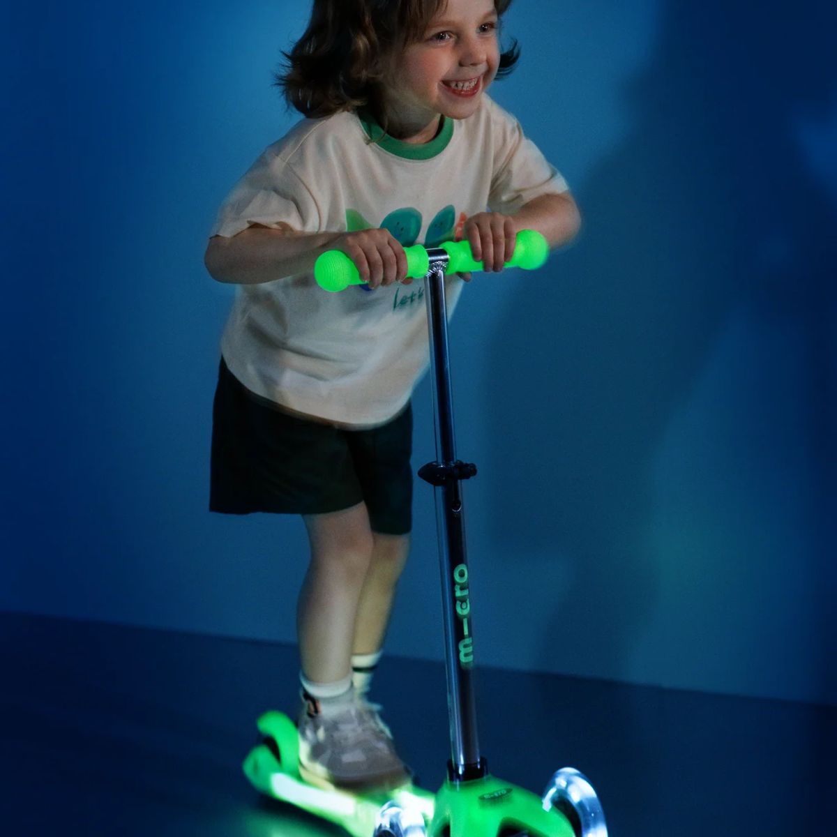 Patinete Infantil Micro Mini Glow Plus LED Icy Lime


