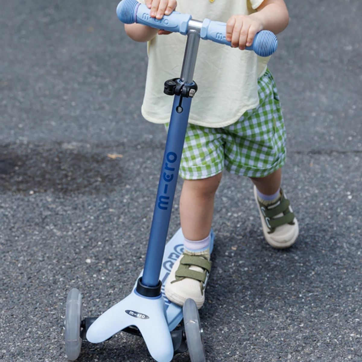 Patinete Infantil Micro Kickboard Mini Rock & Go LED 6 em 1 com Balanço Dusty Rose on Luna Baby Store Miami