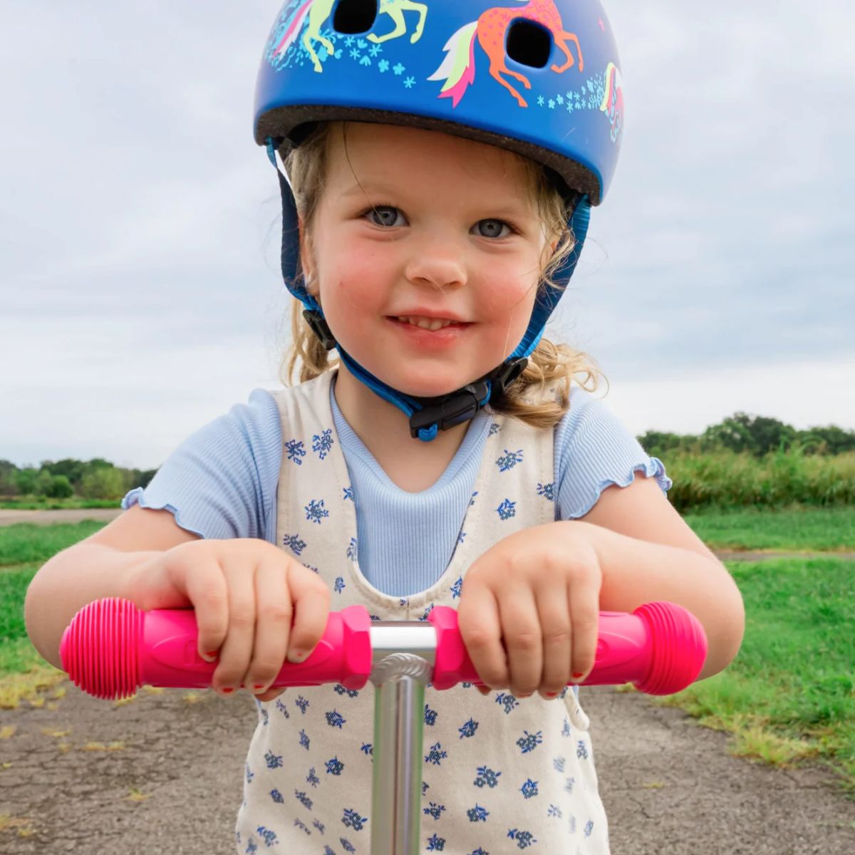 Micro Kickboard Unicorn Pattern Kids Helmet - Extra Small