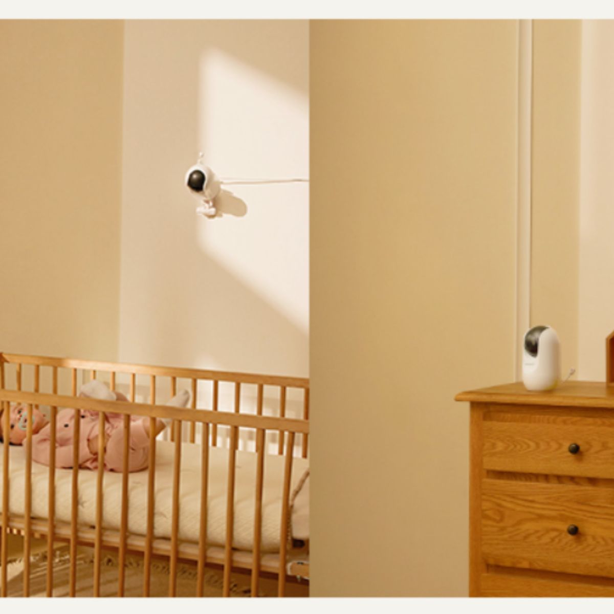 Babá Eletrônica Inteligente Momcozy BM04 Wi-Fi com 1 Câmera on Luna Baby Store Miami