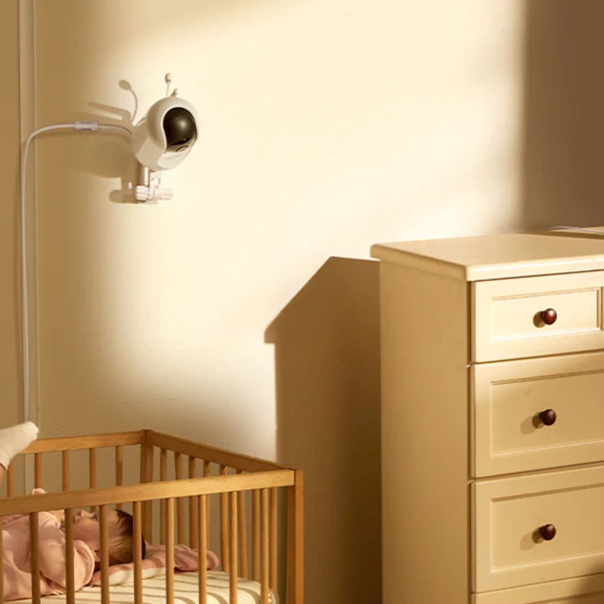 Babá Eletrônica Inteligente Momcozy BM04 Wi-Fi com 1 Câmera on Luna Baby Store Miami