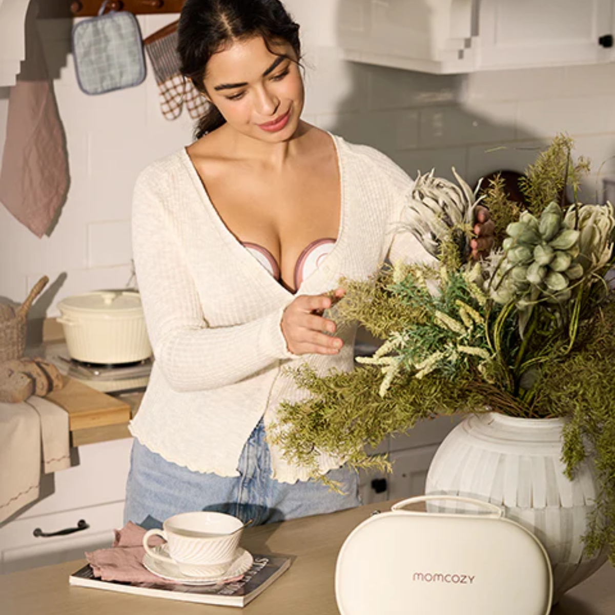 Momcozy M6 Mobile Style Hands-Free Breast Pump