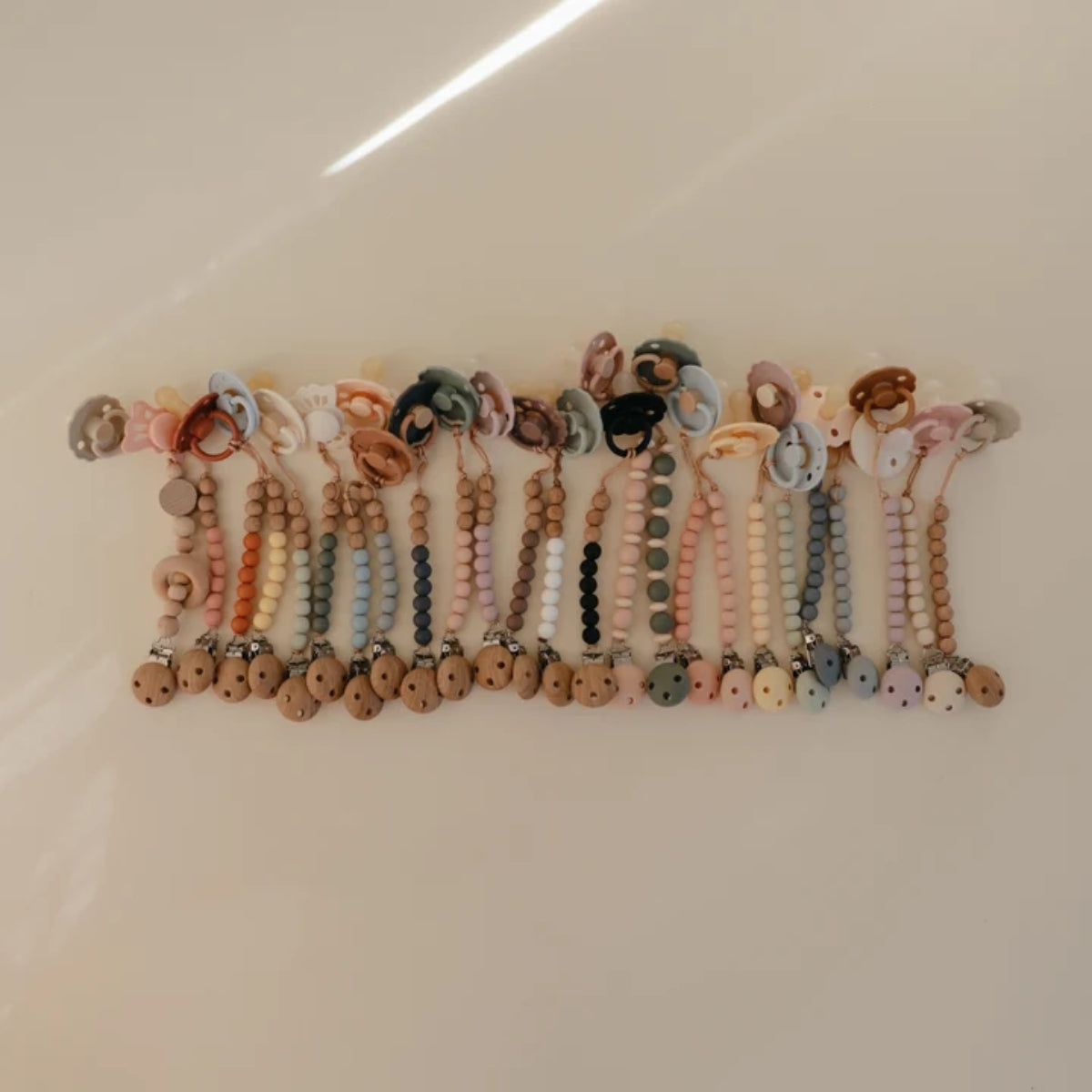 Mushie Silicone Pacifier Clip | Eva Powder