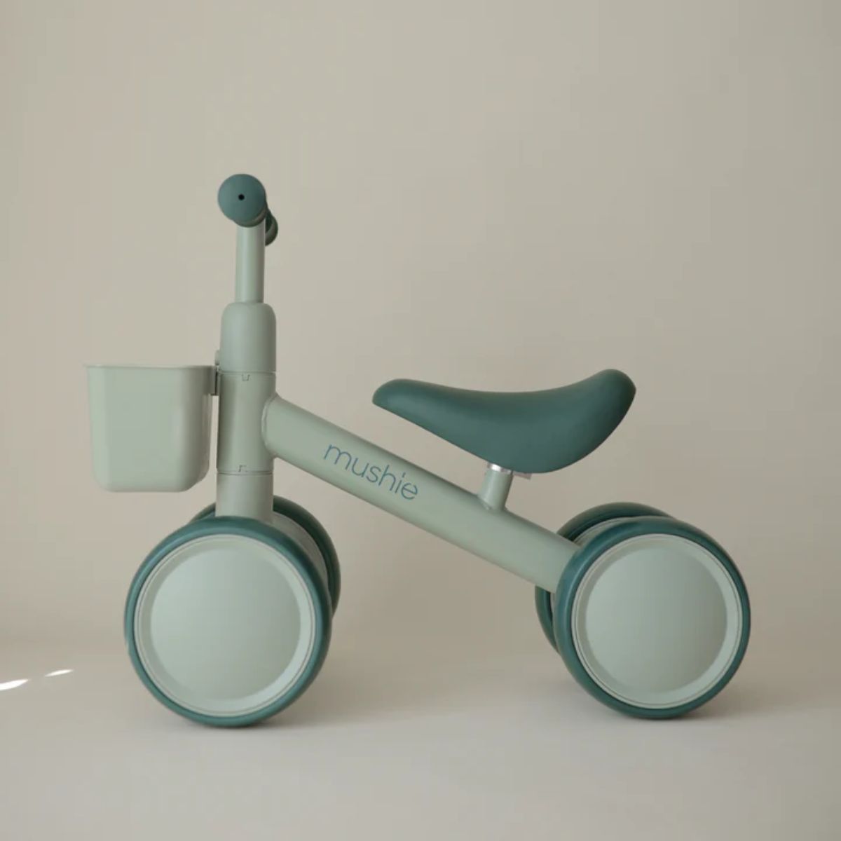 Mini Bike Infantil Mushie Sage on Luna Baby Store Miami