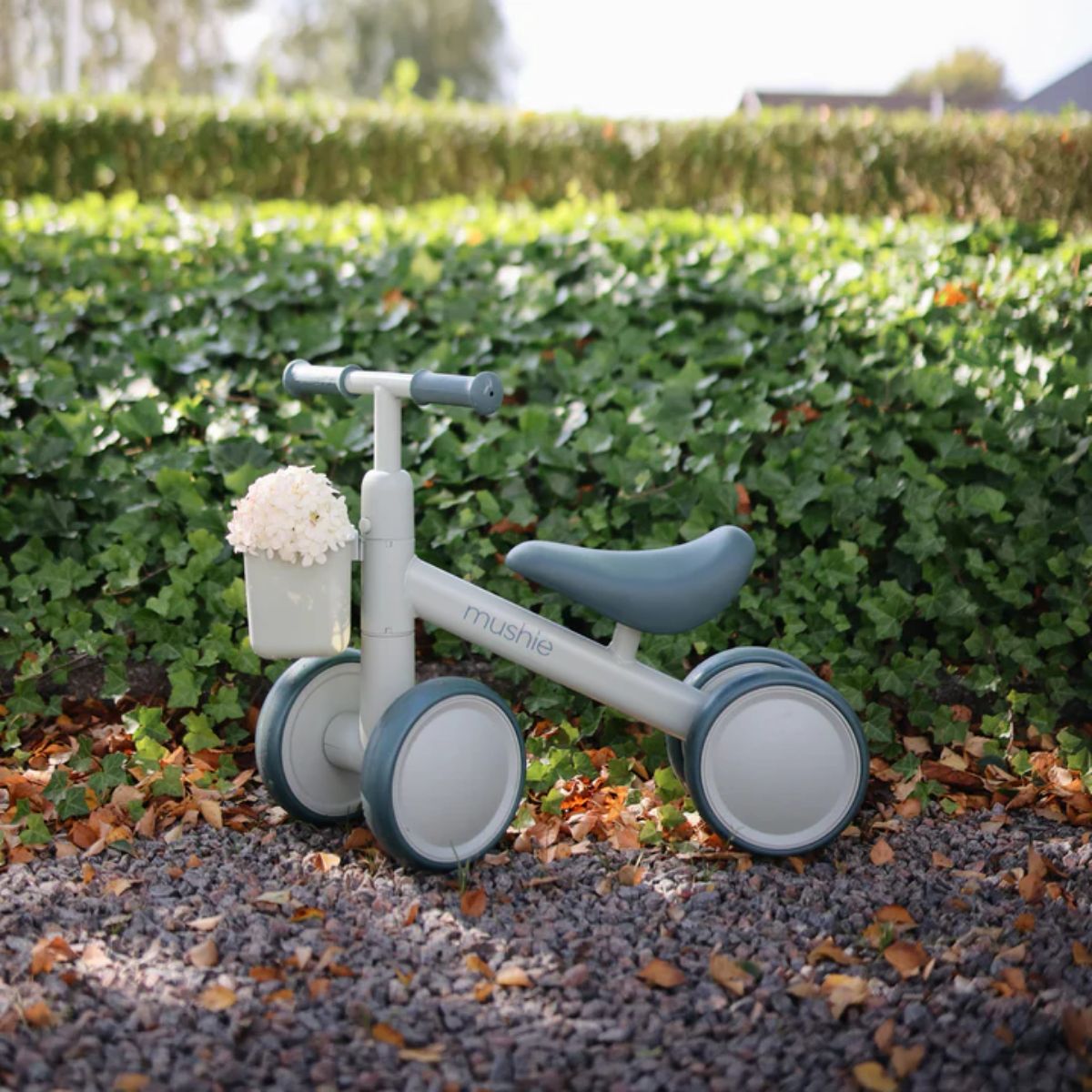 Mini Bike Infantil Mushie Sage on Luna Baby Store Miami