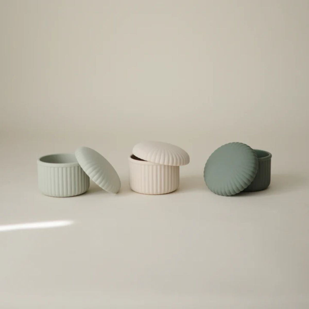 Kit Pote de Silicone Infantil Mushie - 3 Unidades Green

 on Luna Baby Store Miami