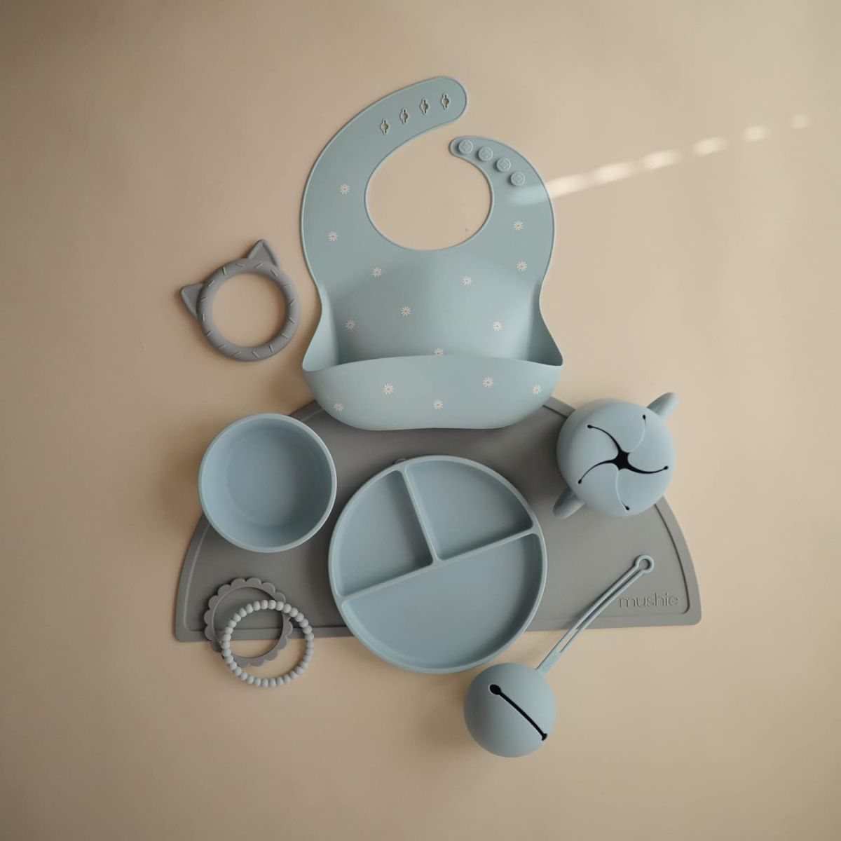 Porta Chupeta Infantil Mushie Powder Blue