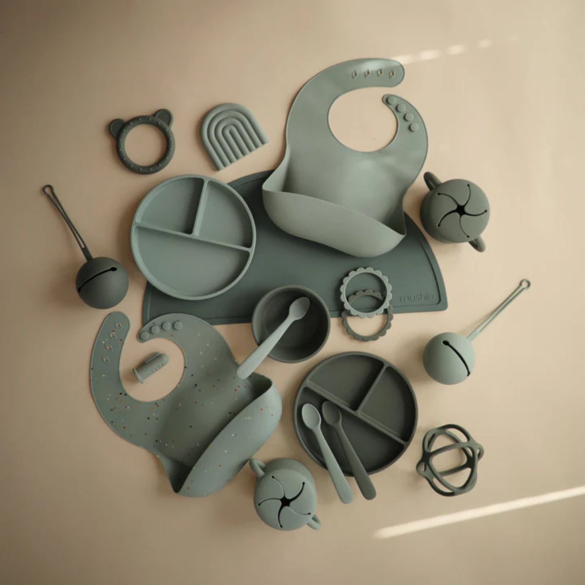 Mushie Silicone Suction Bowl - Dried Thyme