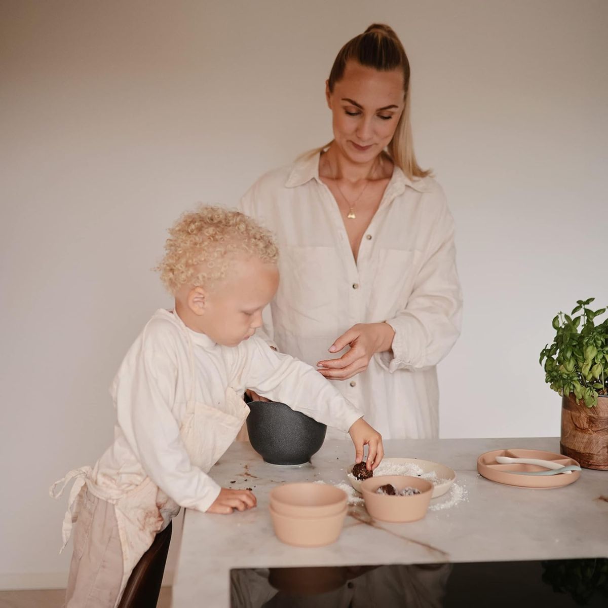 Tigela de Sucção Infantil Mushie Natural - BR
