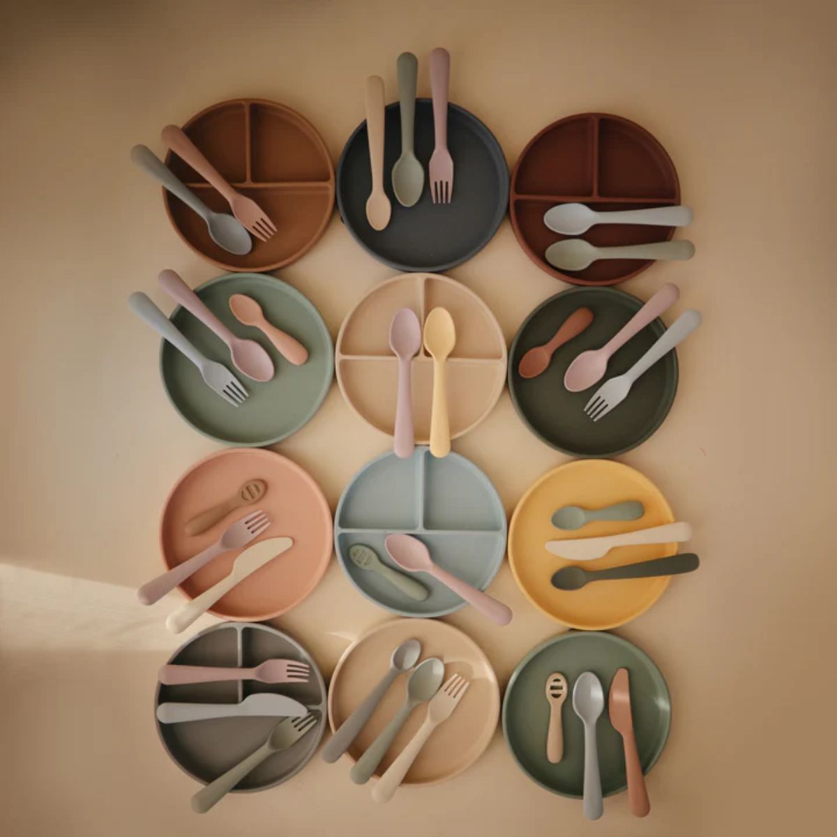 Prato De Sucção Infantil Mushie Tradewinds