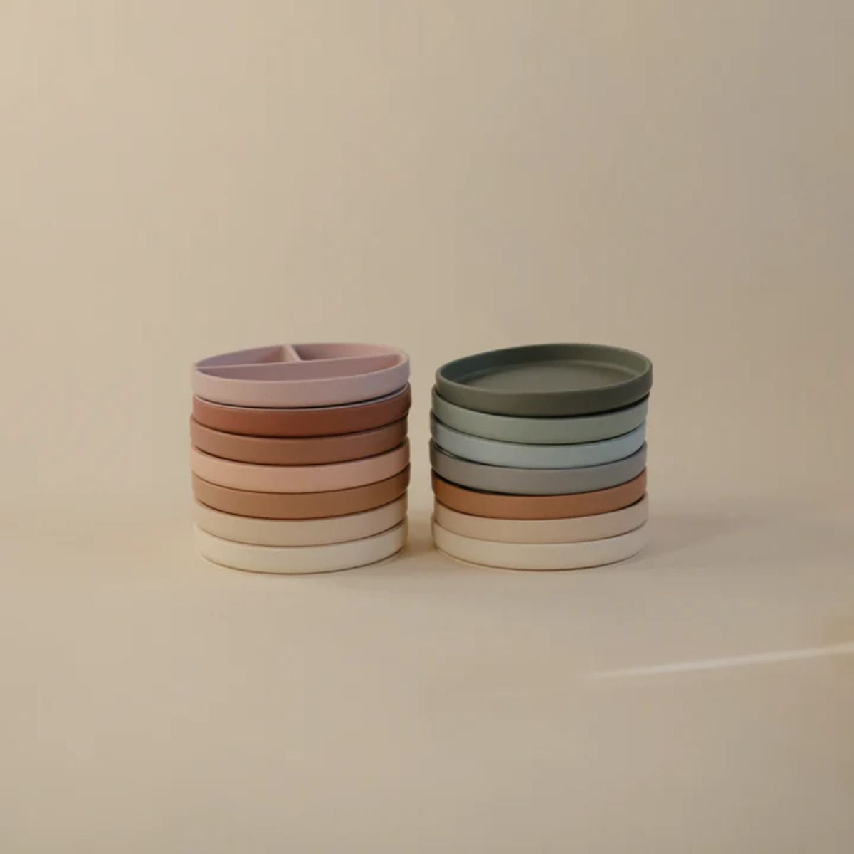 Prato De Sucção Infantil Mushie Woodchuck