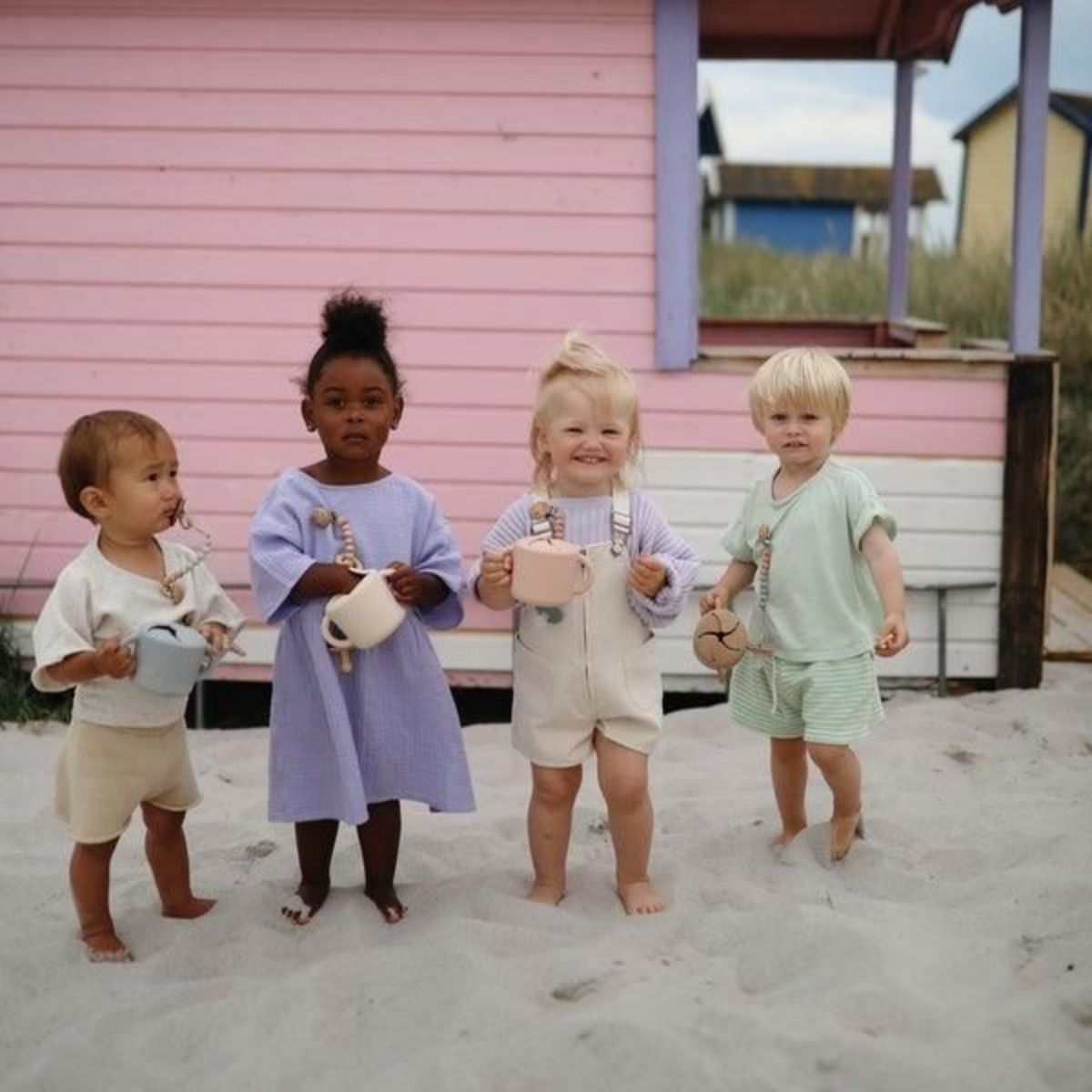Porta Snack Infantil Mushie  Cloudy Mauve  on Luna Baby Store Miami