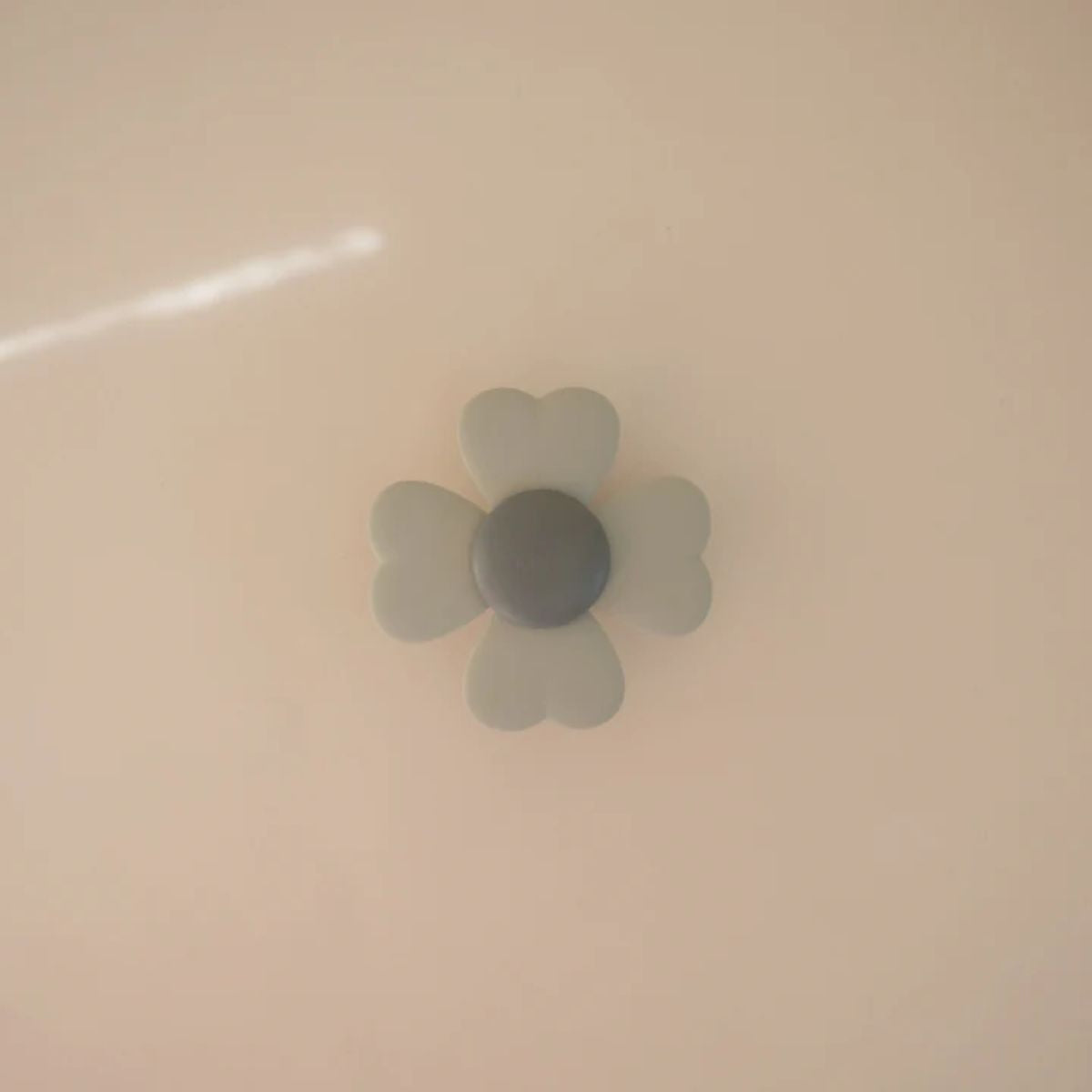 Mushie Suction Spinner Toy - Lucky on Luna Baby Store Miami